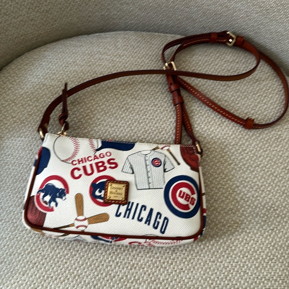 Used only one time DOONEY & BOURKE PURSE and WALLET